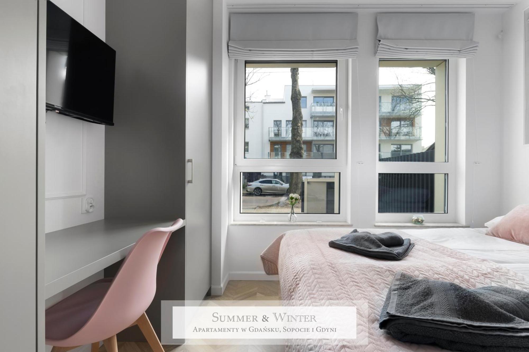 Apartment 4 Stars, New Luxury Butterfly & Bike Apartments, Orlowo, 15 Wyposazonych Mieszkan, Z Sypialnia, Winda I Platnym Parkingiem, Wysoki Standard Summerwinter, Blisko Molo Orlowo, Drog Rowerowych, Stadniny I Golf Park Gdynia